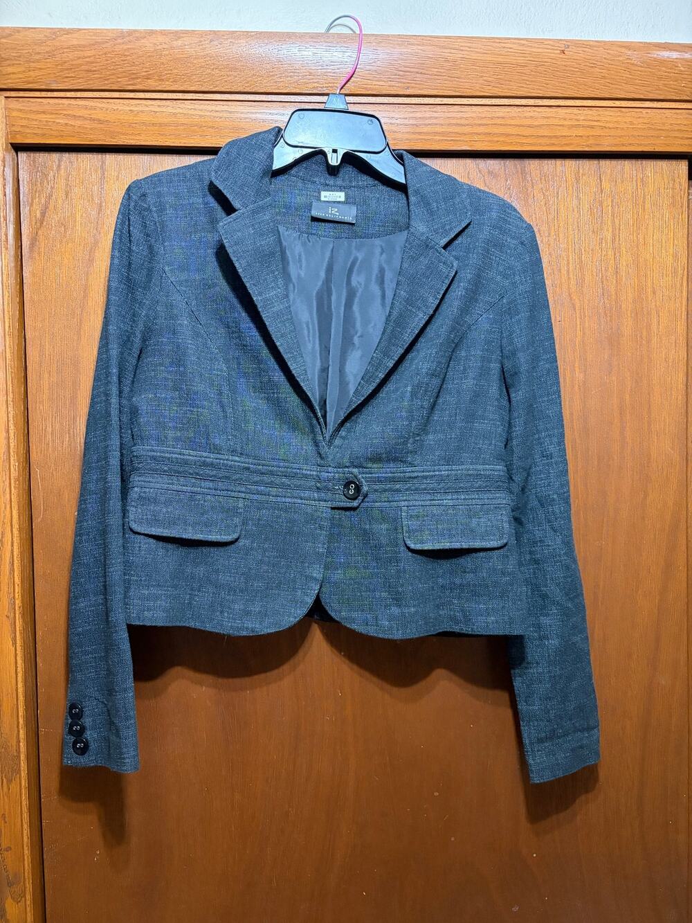IZ Byer California Women's Size XL Cropped Blazer Charcoal Textured Plaid